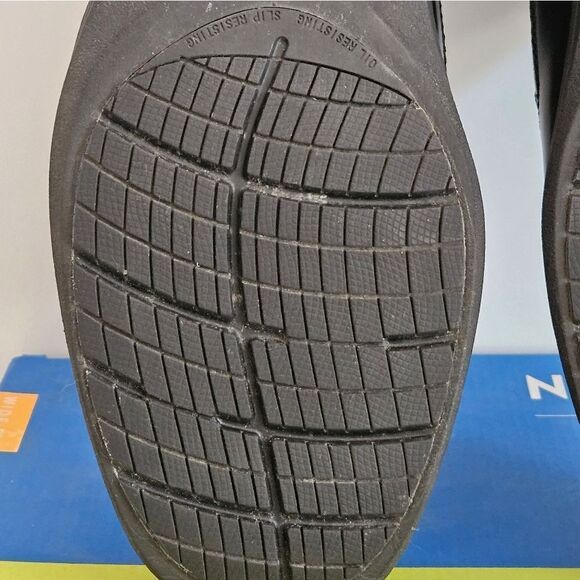 Nunn Bush, Mens genuine leather, dress shoes. WORN 1 time, like new - Picture 6 of 11